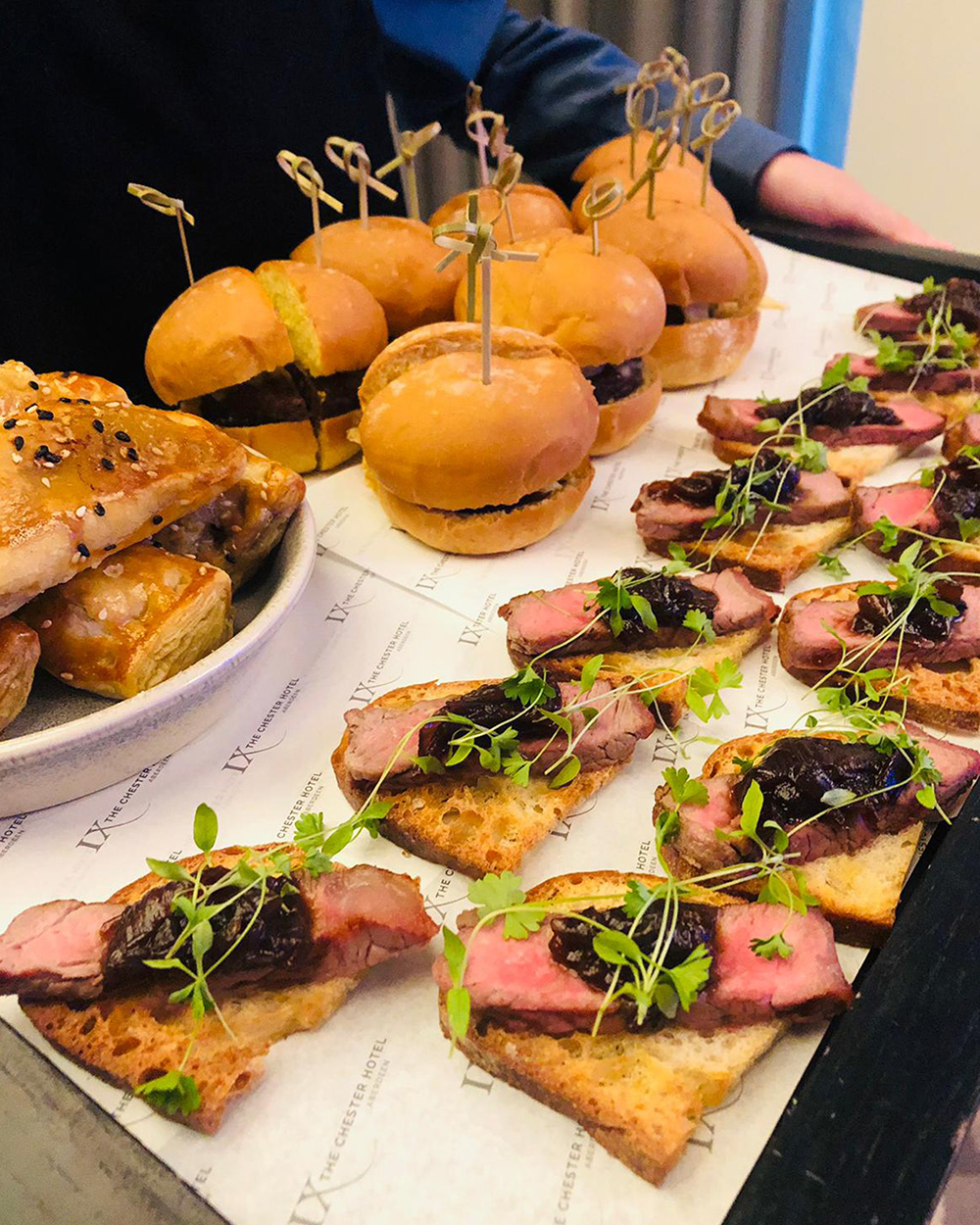 Sliders and Canapes - Luxe Scot Events